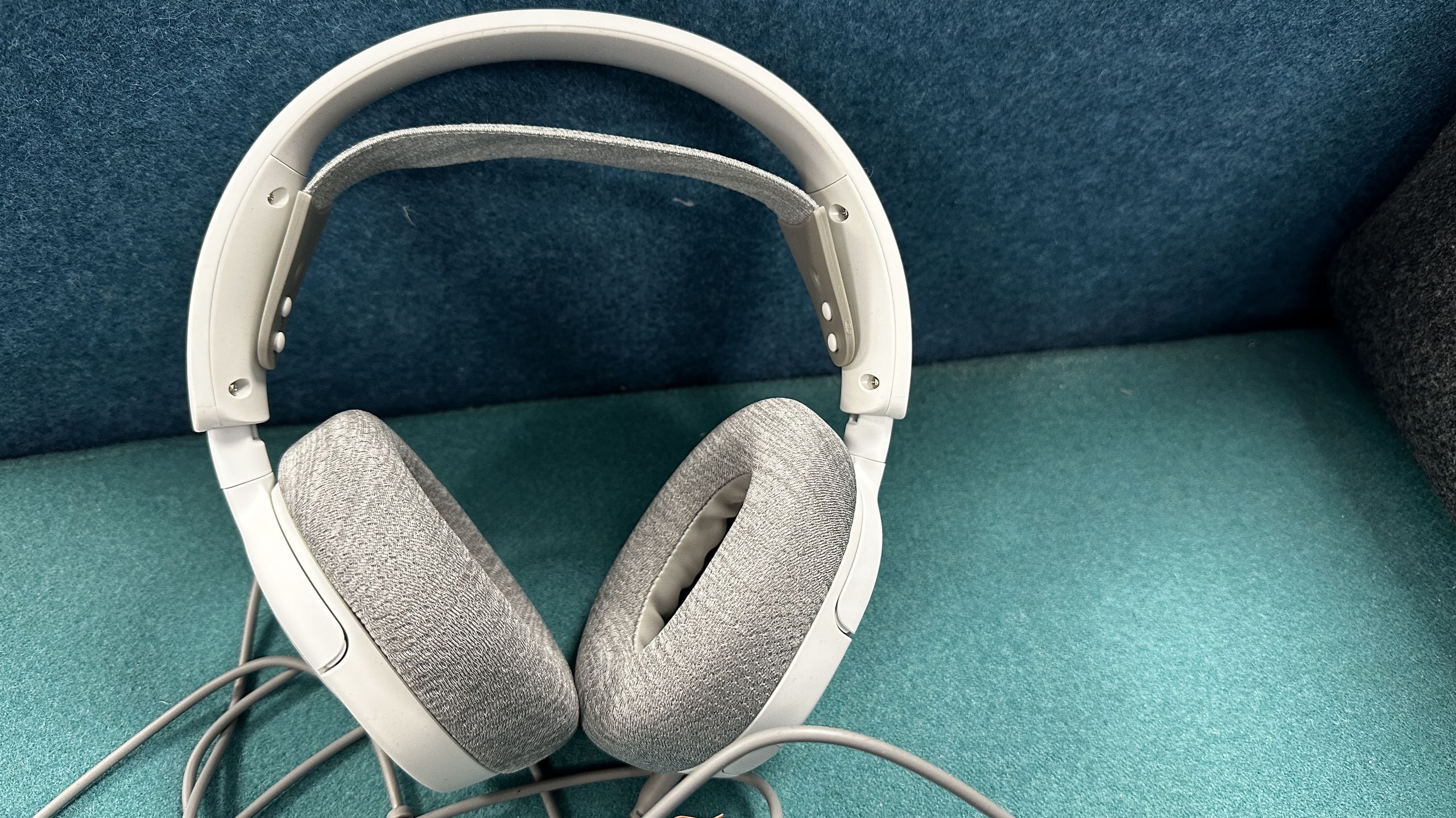 SteelSeries Arctis Nova 1