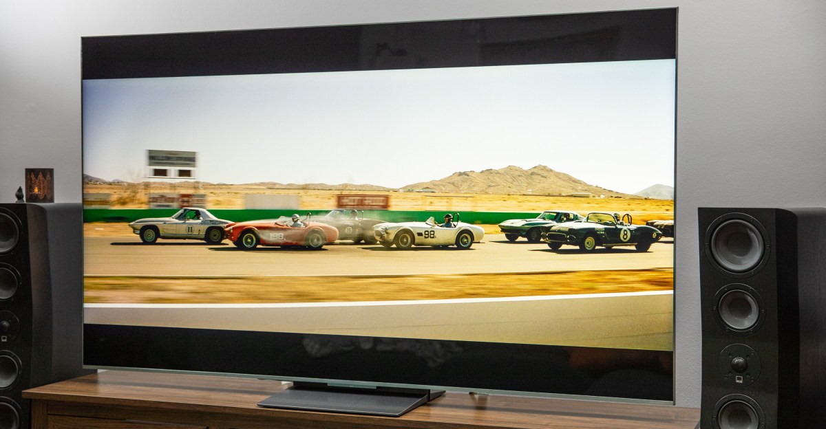 TCL QM9K mini-LED TV