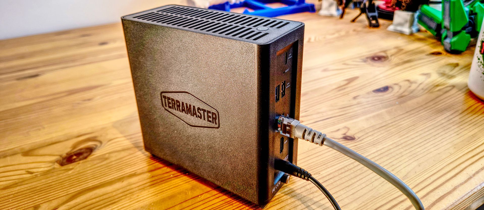Terramaster F4