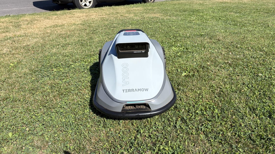 TerraMow V1000 Robot Lawn Mower