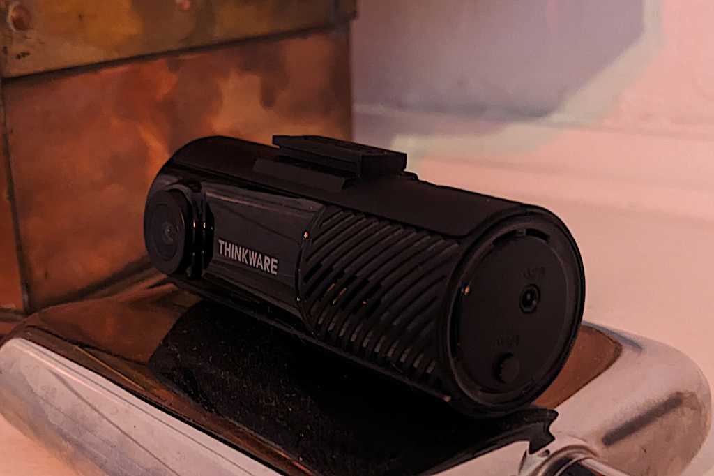 Thinkware F70 Pro Dash Cam