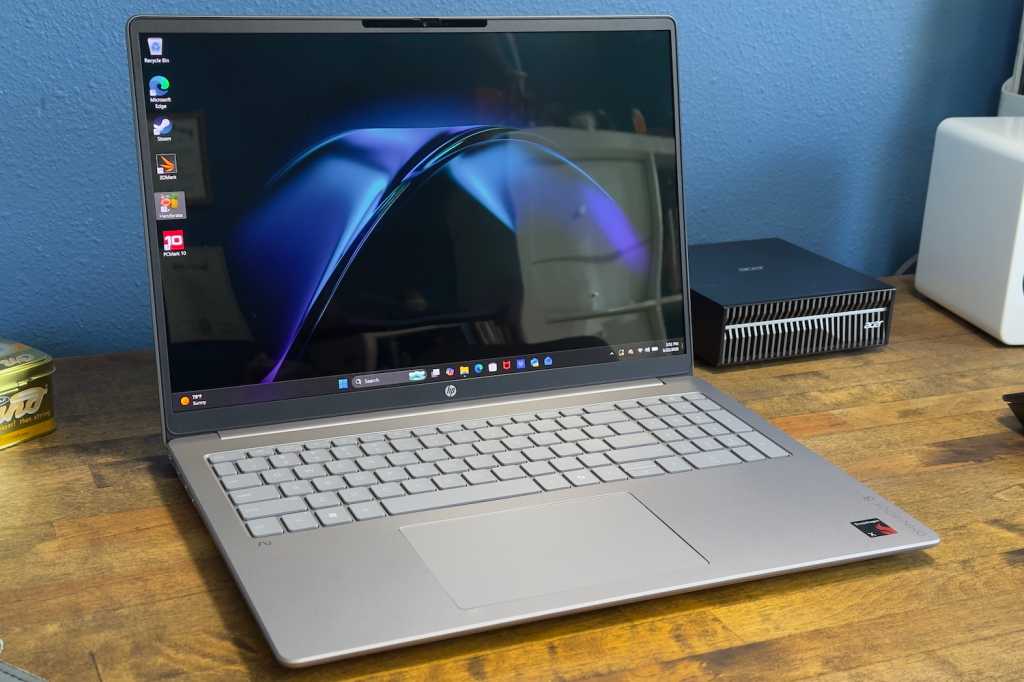 This HP laptop feels stuck in 2025