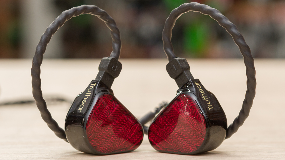Truthear X Crinacle Zero Red
