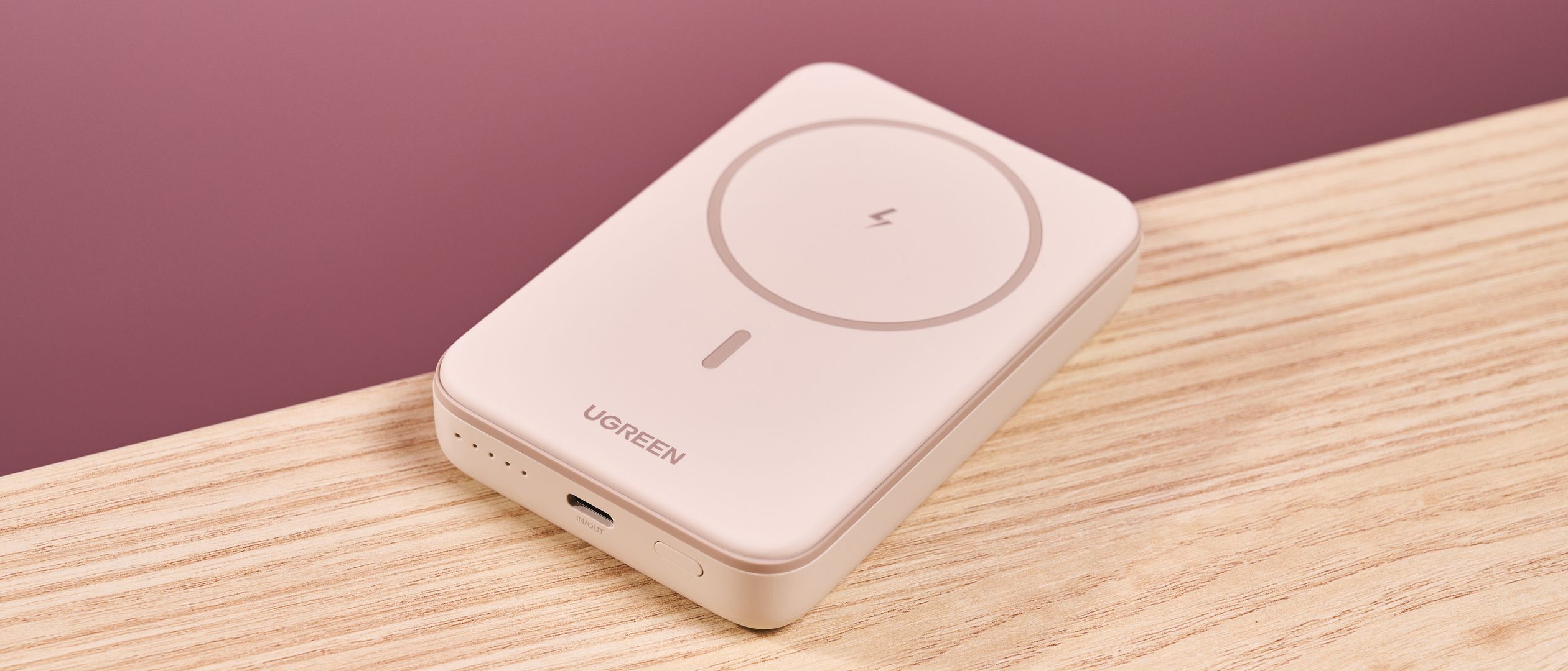 Ugreen 10,000mAh Magnetic Wireless Power Bank