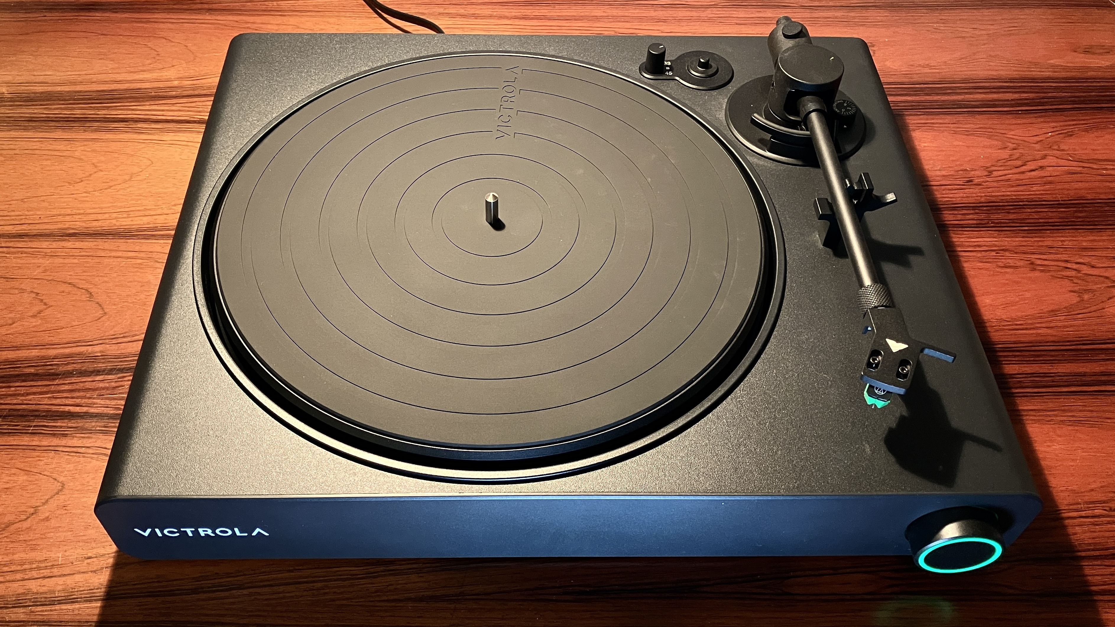 Victrola Stream Onyx Works With Sonos Turntable
