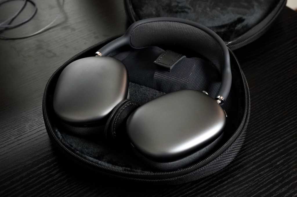 Waterfield AirPods Max Shield Case