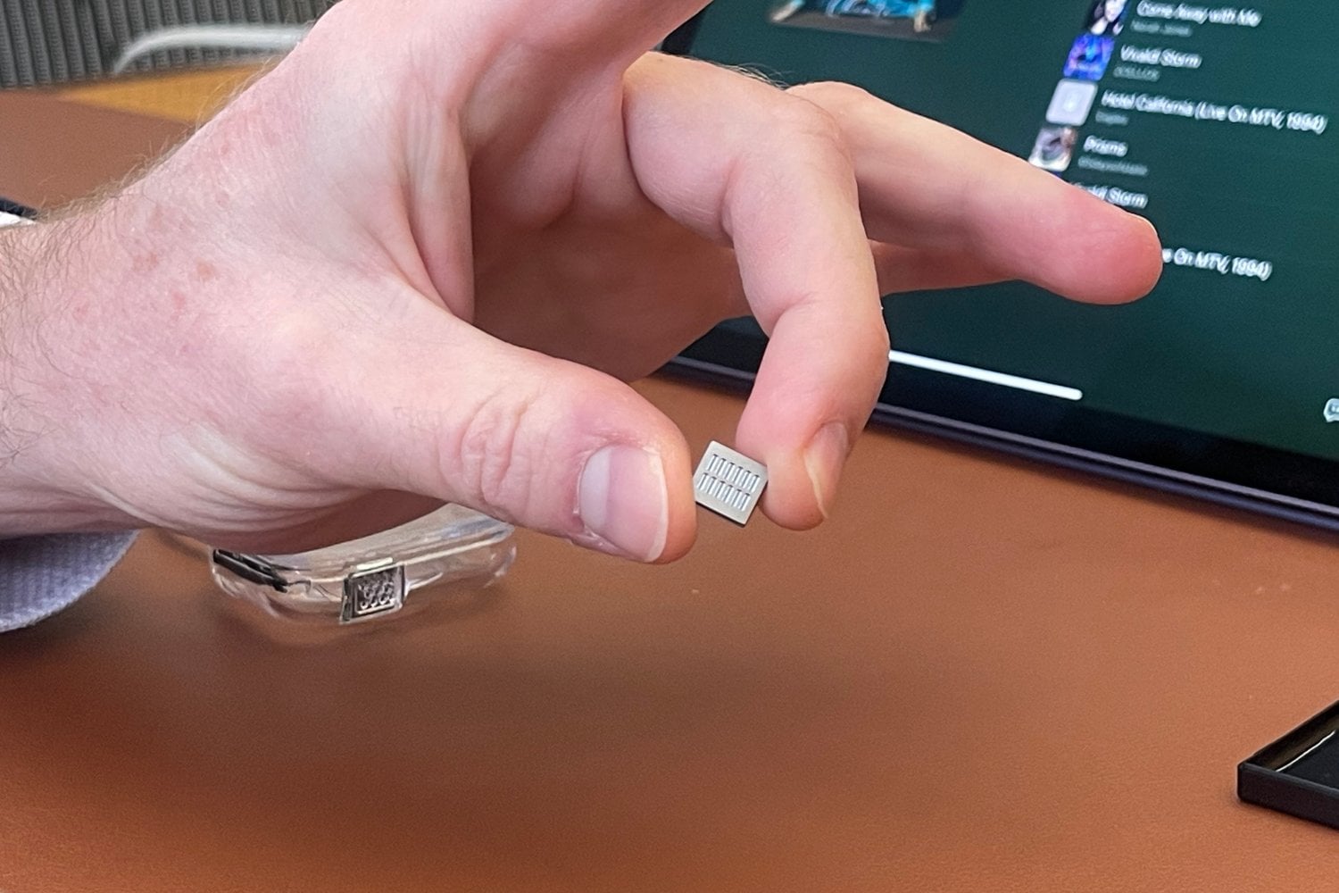 xMEMS Sycamore micro-speaker